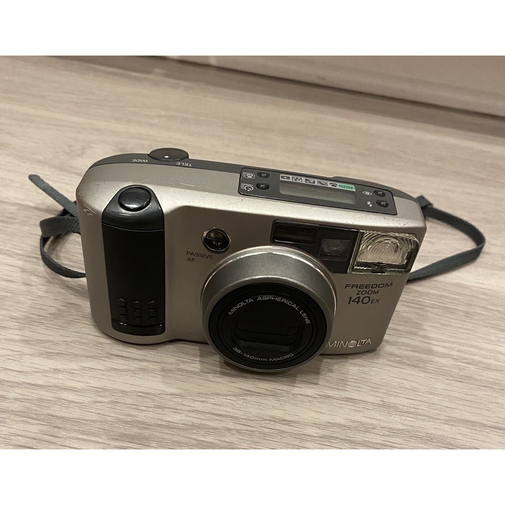 Minolta Riva Zoom 140EX 35mm Film Camera Japan 1995 - FILM UNTESTED 🎞️